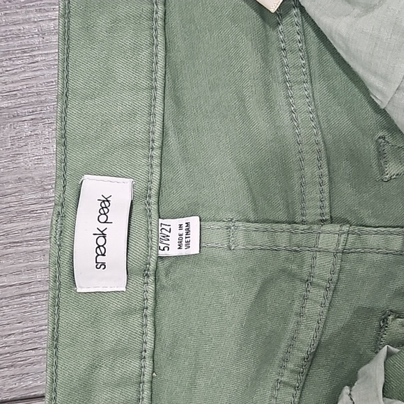 Green SNEAK PEEK WOMEN'S HIGH RISE DISTRESSED FLARE JEANS, size 5 - Picture 2 of 6